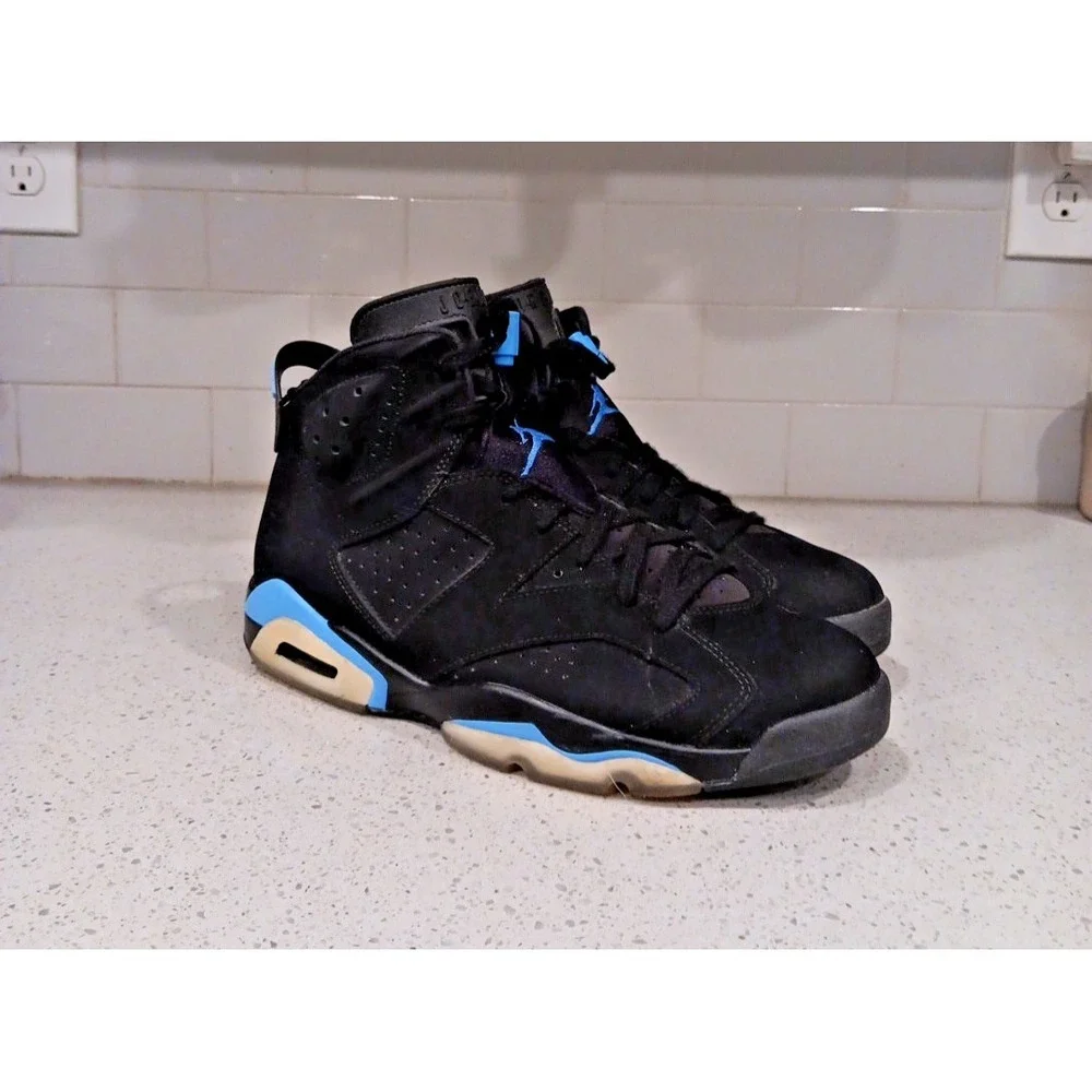 Jordan 6 Retro UNC Size 11